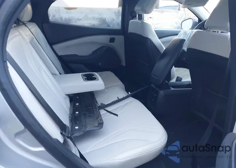 2021 Ford Mustang Mach-E Premium z USA, uszkodzony, nr VIN 3FMTK3R7XMMA60679